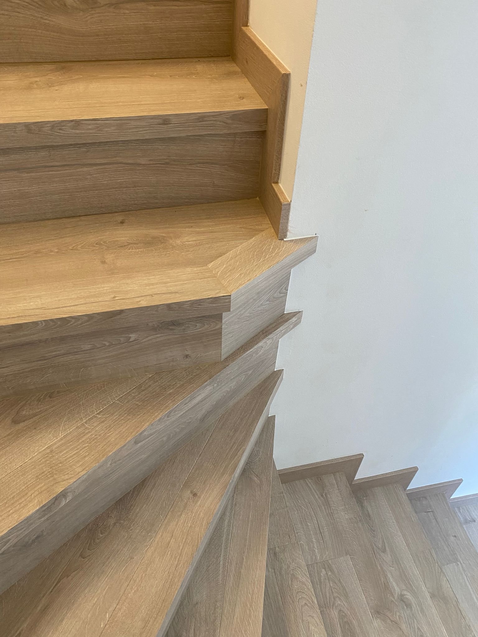 Escalera en laminado